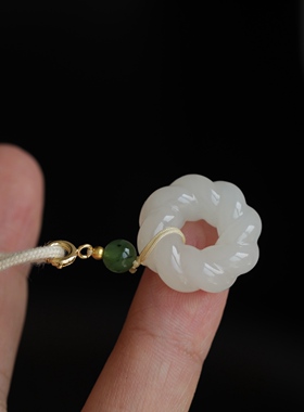天然和田玉麻花甜甜圈吊坠精美无杂裂玉质油润细腻有质感手工绳64