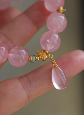 天然马粉手链超美的果冻粉搭配鎏金吊坠纯银鎏金小如意翡翠珠63