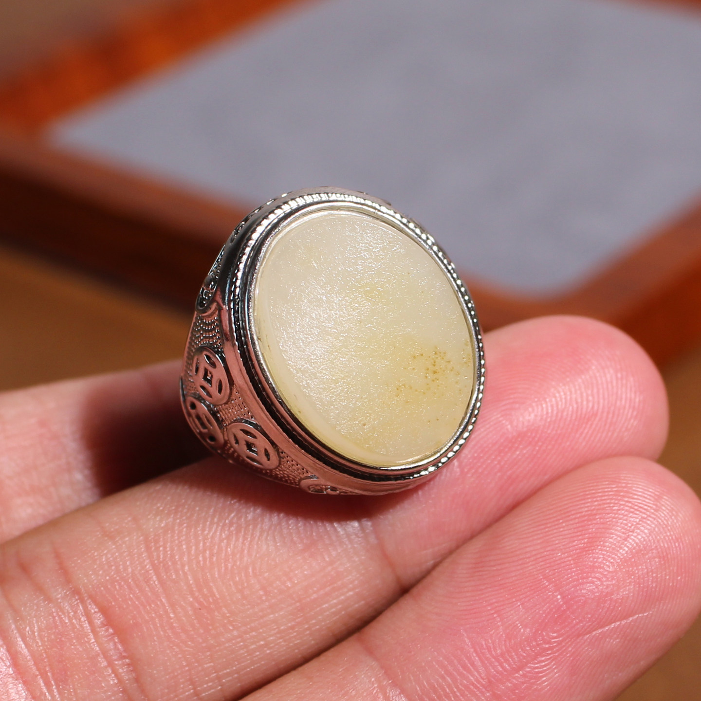 Jade Jubilee Jewelry Hetian Jade Sprinkled Gold Skin White Jade Ring Ring