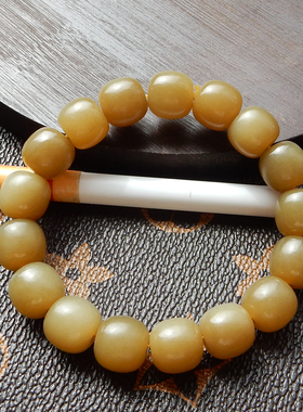 新疆且末老熟红糖12mm老型珠手串