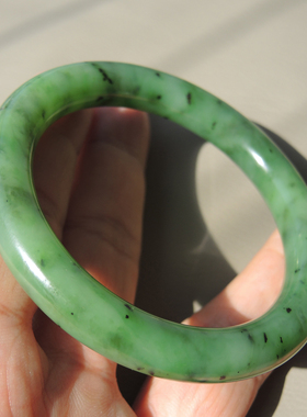 方言苹果绿色碧玉58特色精品手镯