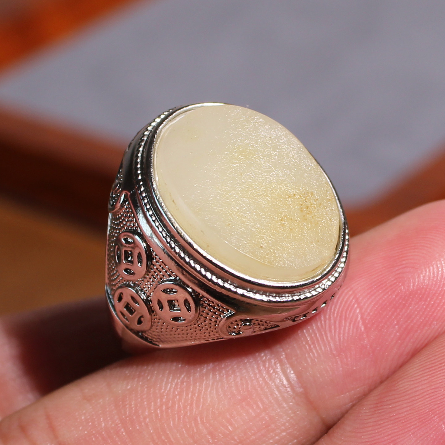 Jade Jubilee Jewelry Hetian Jade Sprinkled Gold Skin White Jade Ring Ring