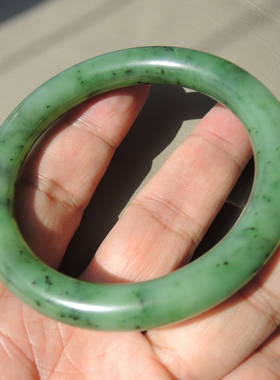 方言苹果绿色碧玉特色精品手镯