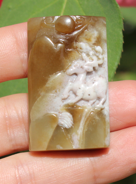 新疆且末料高脂糖玉带粉紫吊坠