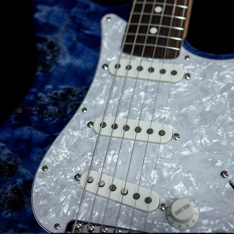 Sugi Guitars Stargazer R SSS POP ALD RBL 电吉他 - 图2