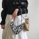 Uustudio niche sweet and cool women love peach heart armpit bags