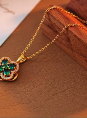 祖母绿四叶草吊坠项链女轻奢