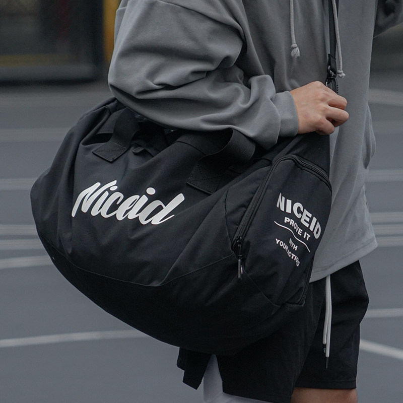 NICEID large-capacity sports shoulder bag