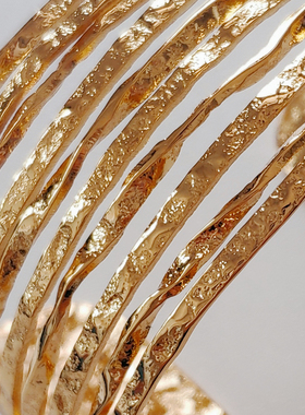 高保色镀金小众设计手镯