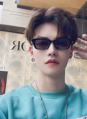 ins潮小方框太阳镜男女黑色墨镜遮阳防紫外线度假开车凹造型眼镜