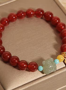 红玛瑙本命年和田玉生肖老虎手链