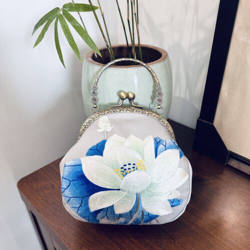 新中式包包女搭配旗袍的包包非遗苏绣小包国风包包刺绣斜挎汉服包 - 图0