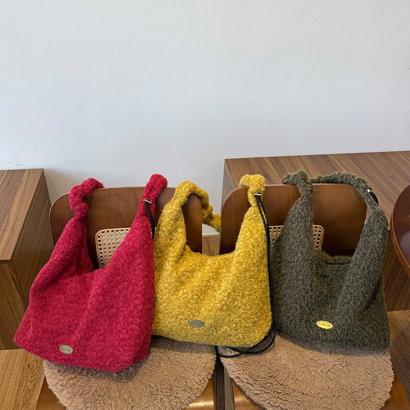 秋冬新品抽绳包包毛绒韩版小众百搭托特包时尚百搭包包,淘宝优惠券,粉丝福利购,淘宝优惠卷