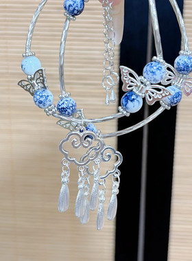爆款青花瓷配色古风祥云流苏手链女小众设计新中式平安福牌