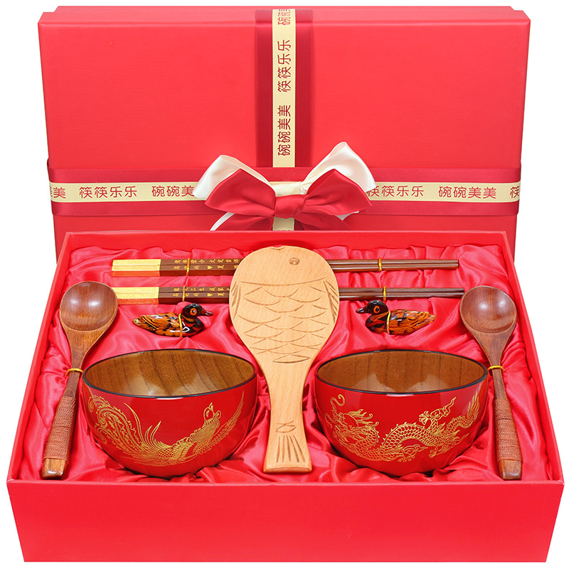 朋友订婚送什么礼物好