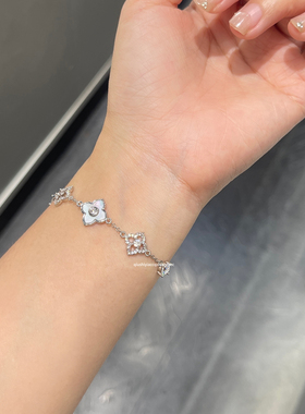 秋十一Acc 气质贝母四叶花blingbling镂空花花精致手链