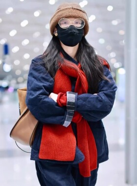 针织连帽围巾一体披肩女冬新款气质百搭倪妮明星同款保暖两用围脖