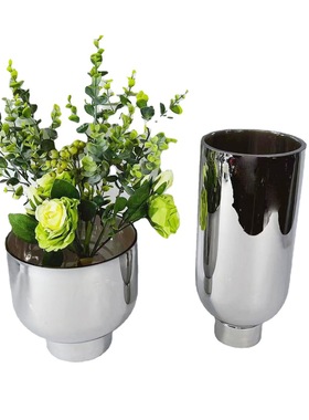 现代简约样板房灰色花瓶