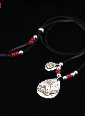 串珠圆牌老鹰吊坠复古毛衣链