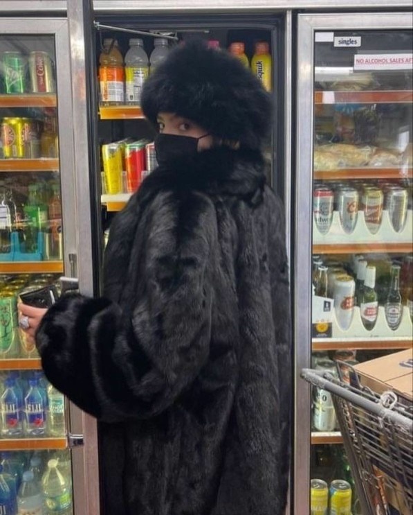 y2kslut欧美ins外贸秋冬新款狐狸毛毛仿貂毛帽子平顶加厚女帽冬 - 图1