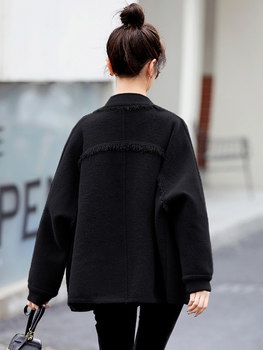 ເສື້ອຄຸມຜ້າຂົນຫນູ Cape ລະດູໃບໄມ້ຫຼົ່ນແລະລະດູຫນາວໃຫມ່ 2023 ຂະຫນາດໃຫຍ່ຂອງແມ່ຍິງ Loose Small Short Knitted Double-sided Woolen Coat