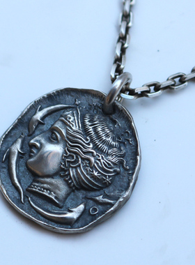 小众匠艺原创月亮女神阿尔吊坠