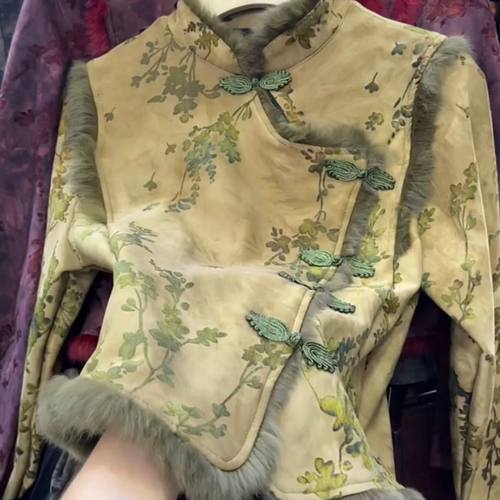 秋冬新款复古氛围感上衣新中式国风盘扣拼接毛领长袖开衫小外套女 - 图3