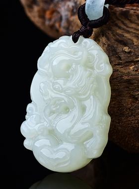 和田玉生肖龙本命年吊坠玉龙吉祥物龙型龙形饰品饰物玉石挂件
