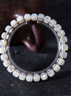 贝母老鱼骨文玩老型女单圈手串