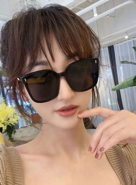 韩版时髦方框墨镜女防紫外线显瘦