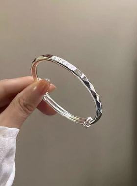 足银999.9韩版LUCKY幸运手镯女小众时尚简约字母手饰推拉可调节