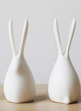 手工白色生肖婚房汽车兔子摆件