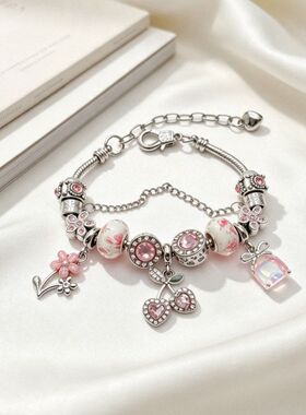 温柔潘爱心挂手饰百搭双蛇骨花朵