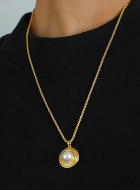 法式圆形仿珍珠钛钢项链吊坠