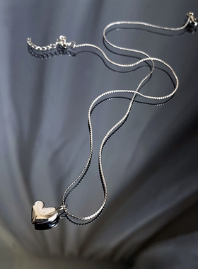 新款小众精致钛钢爱心锁骨链