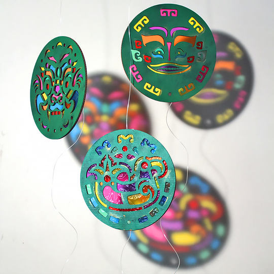 幼儿园国风光影环创材料窗户走廊挂饰吊饰区角彩色玻璃纸光影游戏