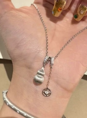 S925纯银项链拉丝工艺葫芦福禄金币轻奢高端小众级感复古锁骨颈链