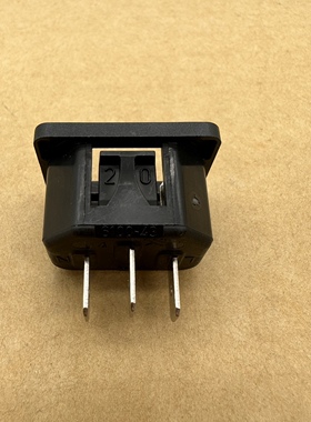 6100.4320 6100-43公头焊接端子插座15A电源连接器10A250V品字s标