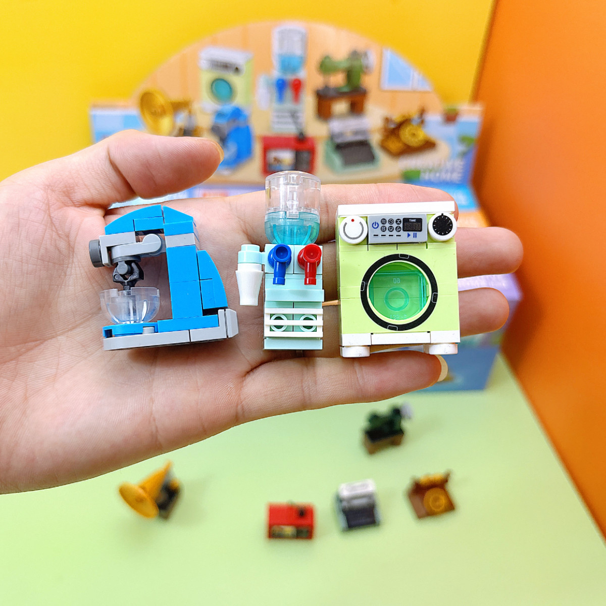 创意礼物儿童益智拼装积木玩具摆件经典家电模型男女孩生日小礼品