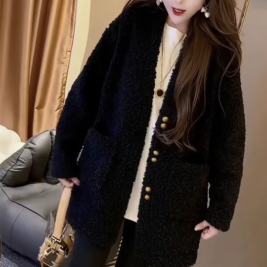 欧洲站网红爆款轻奢气质减龄女士宽松韩版中长款羊羔毛保暖外套潮