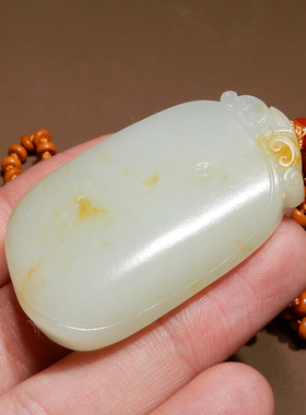 方言精品级和田玉特色新疆玉龙河老熟挂金皮白玉籽料无事牌吊坠h2