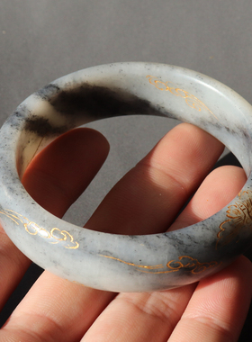 亏麻方言和田玉佩戴级细腻油润青花籽料一线天描金意境60mm手镯A8