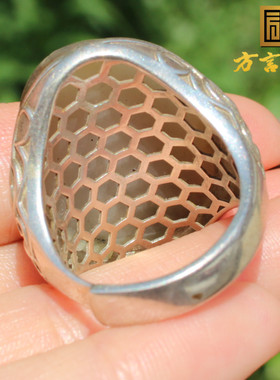 方言和田玉特色佩戴级老熟红沁皮白玉籽料银镶戒指圈口可调节A5