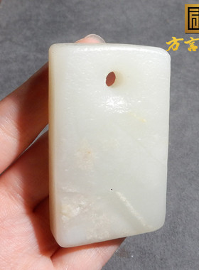 新疆和田玉戈壁汗籽料平安牌把件