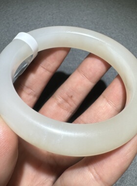 亮眼方言和田玉精美老坑青海料罕见雪花粉收藏级53mm美人条手镯S8
