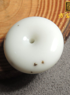 温润野牛沟桂花糕平安扣