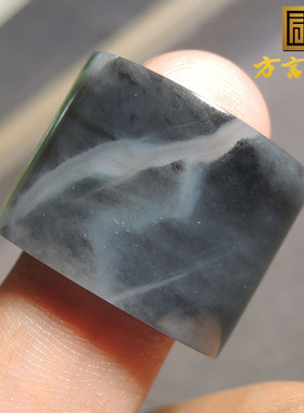 惊呆了方言和田玉新疆细腻细腻意境黑白分明青花籽料17mm戒指R1