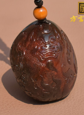 方言把件和田玉独籽新疆红沁籽料