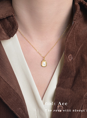 极简主义几何贝壳项链女时尚通勤轻奢风颈链小众优雅熟女配饰锁骨