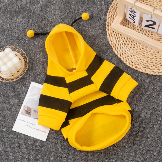 Dog clothing autumn cute little bee sweatshirt